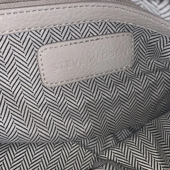 STEVE MADDEN XL B Marlow Bisque Satchel - Picture 10 of 11